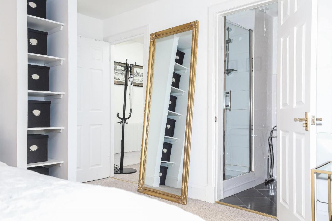Luxury 3 Bed Royal Mile Apartment 爱丁堡 外观 照片