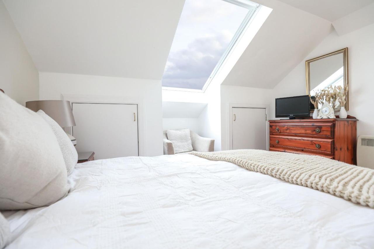Luxury 3 Bed Royal Mile Apartment 爱丁堡 外观 照片