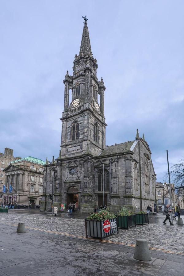 Luxury 3 Bed Royal Mile Apartment 爱丁堡 外观 照片