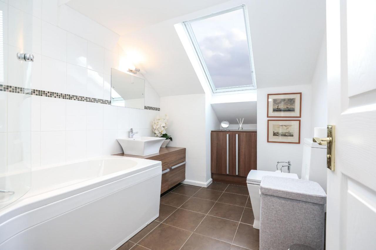 Luxury 3 Bed Royal Mile Apartment 爱丁堡 外观 照片