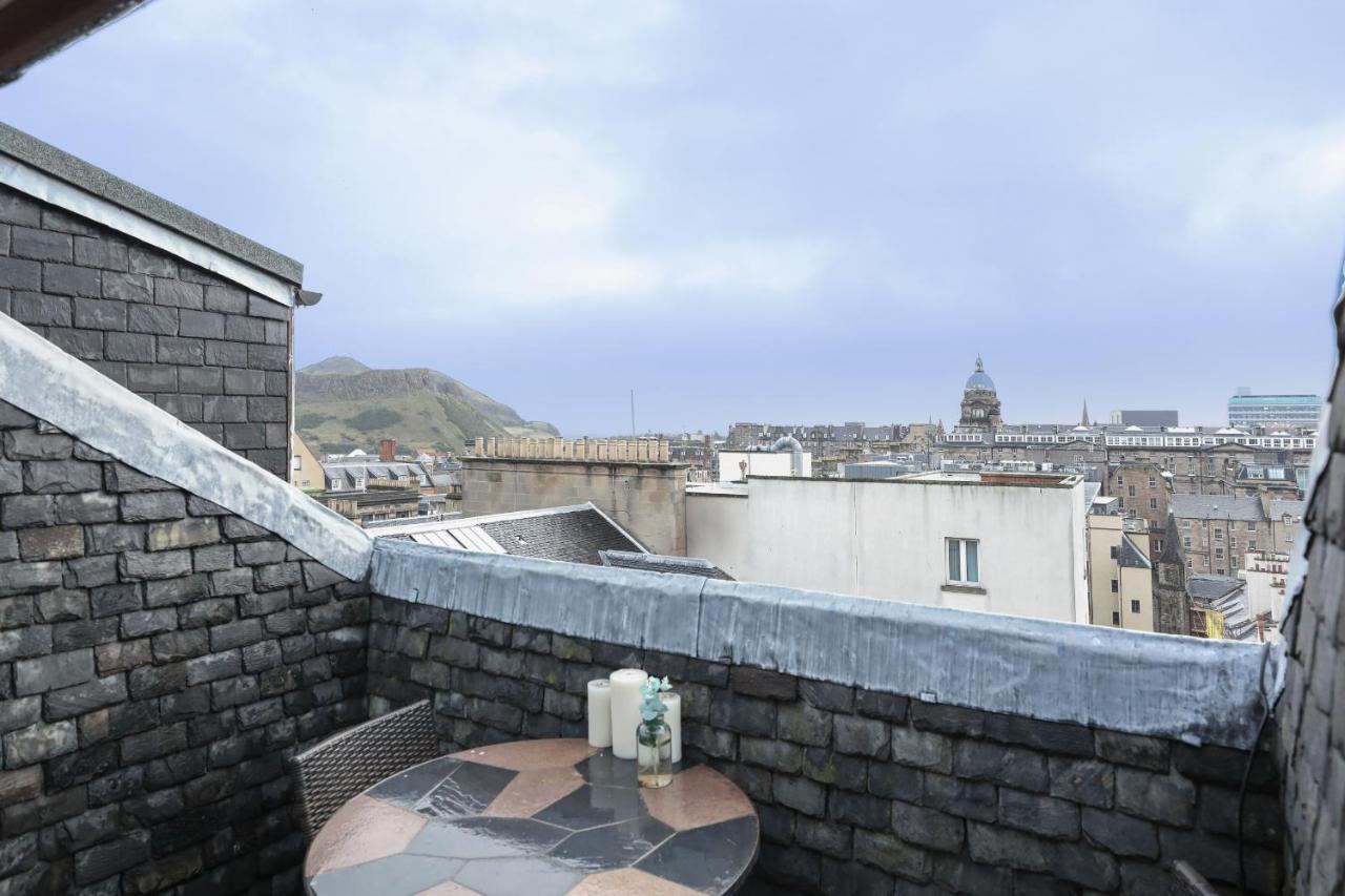 Luxury 3 Bed Royal Mile Apartment 爱丁堡 外观 照片