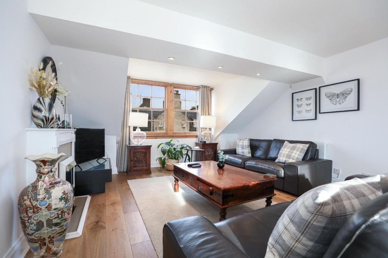 Luxury 3 Bed Royal Mile Apartment 爱丁堡 外观 照片